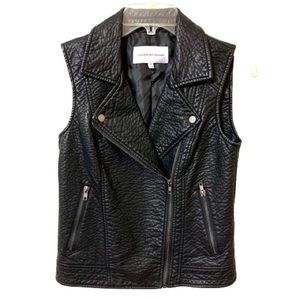Cupcakes & Cashmere Faux Leather Crossover Vest S